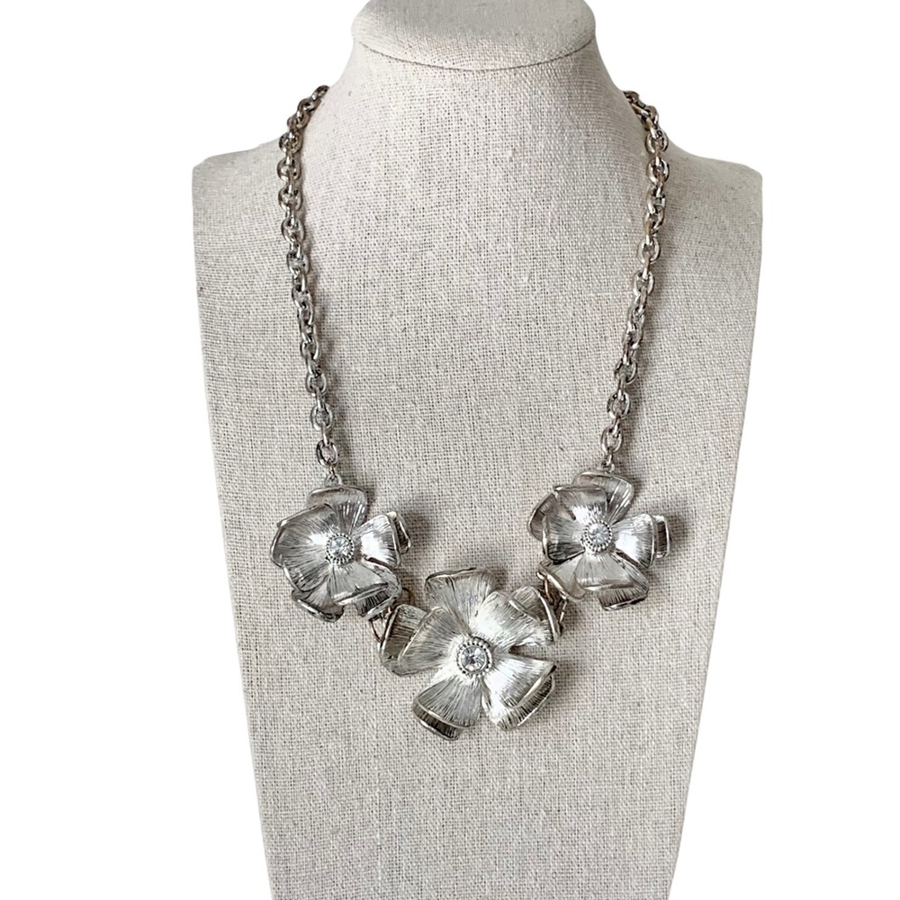 Floral & Rhinestone Station Silver Tone Chain Necklace